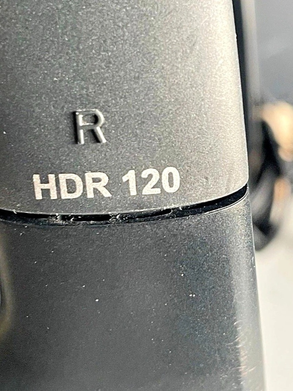 Sennheiser HDR 120 Wireless Headphones Black & White - Picture 8 of 16
